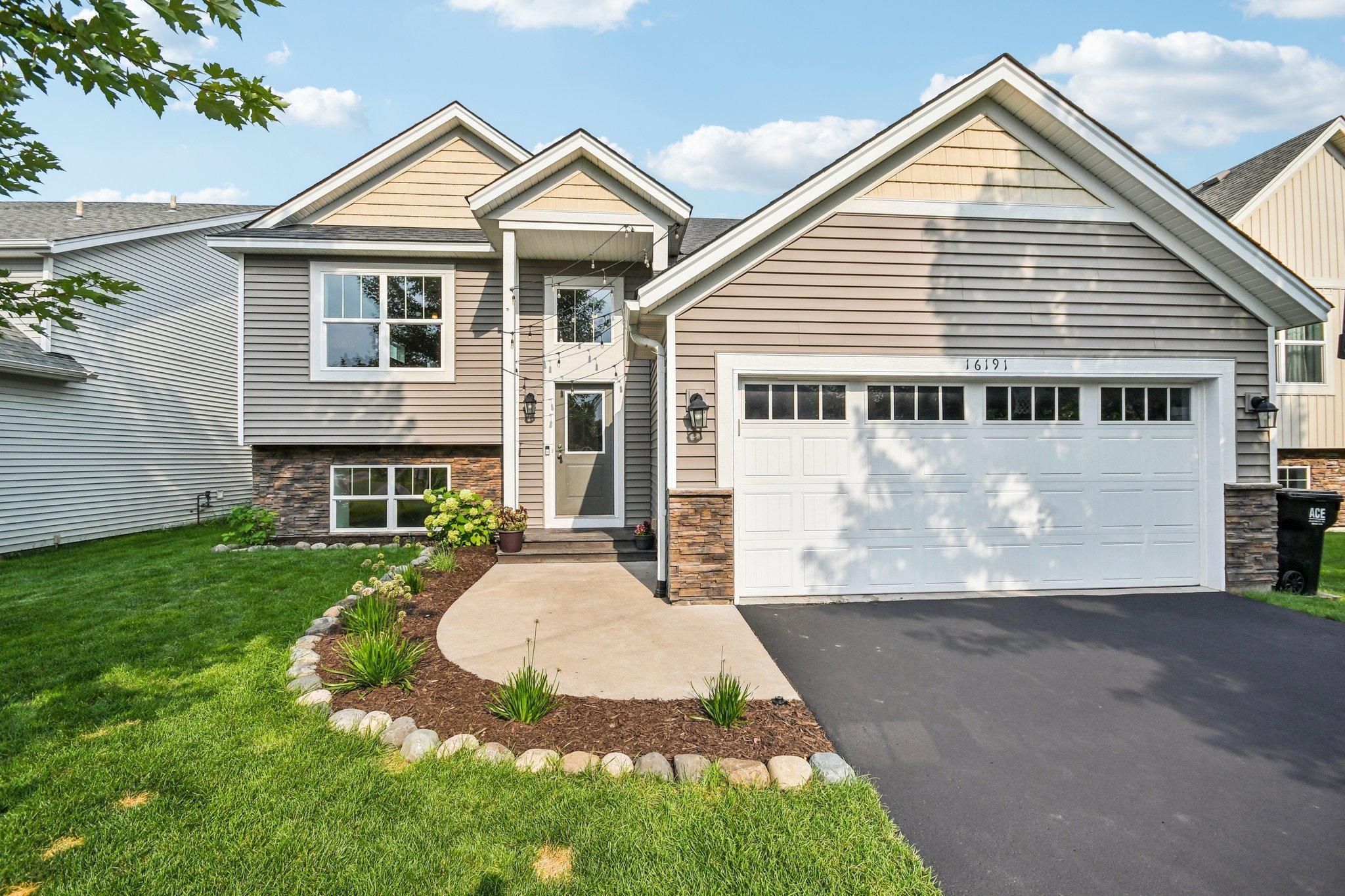 16191 Unity Street NW Andover MN 55304