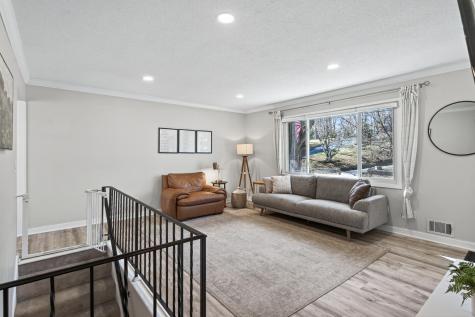 4608 Manchester Road Mound MN 55364