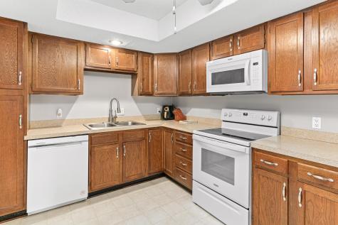 4710 58th Avenue N Crystal MN 55429