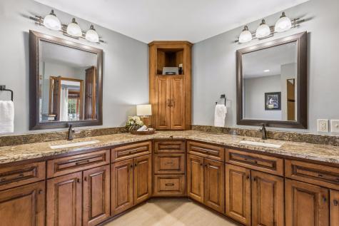 3915 Urbandale Lane N Plymouth MN 55446