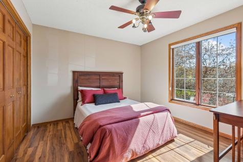 3915 Urbandale Lane N Plymouth MN 55446
