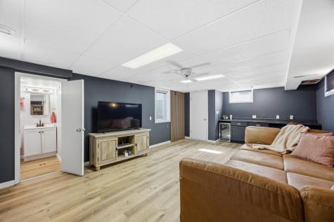 1718 6th Avenue S Fargo ND 58103