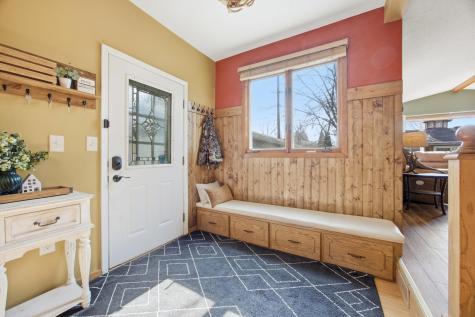 1718 6th Avenue S Fargo ND 58103