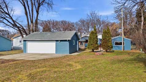 1718 6th Avenue S Fargo ND 58103