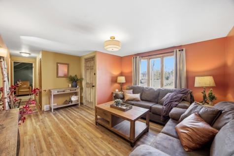 1718 6th Avenue S Fargo ND 58103