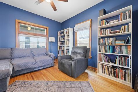 942 Central Avenue W Saint Paul MN 55104