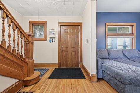 942 Central Avenue W Saint Paul MN 55104
