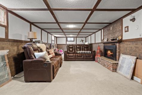 4122 40th Avenue S Moorhead MN 56560