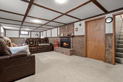 4122 40th Avenue S Moorhead MN 56560