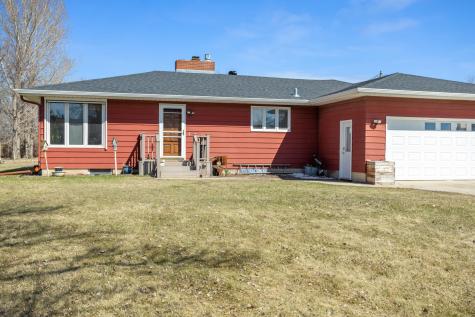 4122 40th Avenue S Moorhead MN 56560