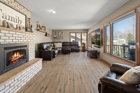 4122 40th Avenue S Moorhead MN 56560