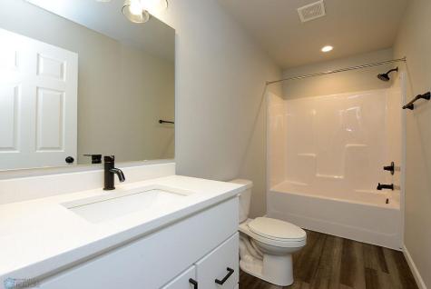 6850 Thomas Street Horace ND 58047