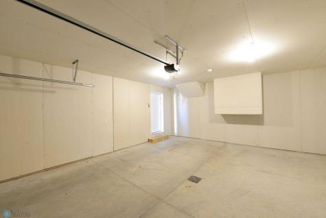 6850 Thomas Street Horace ND 58047