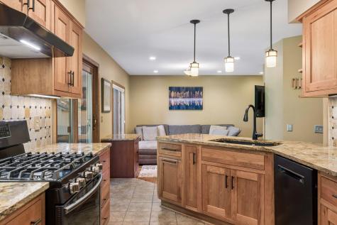 717 Marie Avenue W Mendota Heights MN 55118