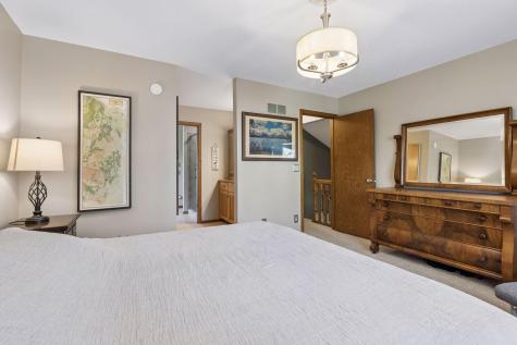 717 Marie Avenue W Mendota Heights MN 55118