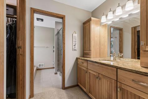 717 Marie Avenue W Mendota Heights MN 55118