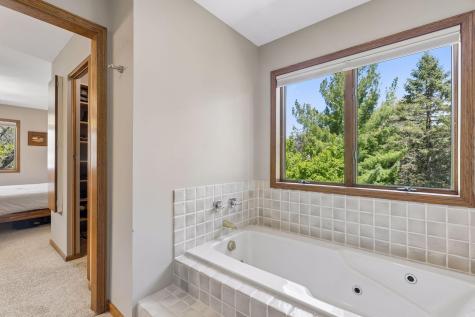 717 Marie Avenue W Mendota Heights MN 55118