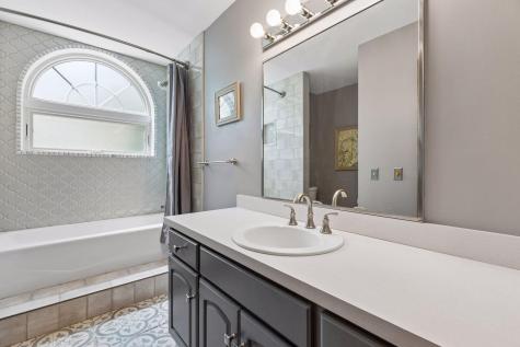 717 Marie Avenue W Mendota Heights MN 55118