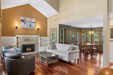 717 Marie Avenue W Mendota Heights MN 55118