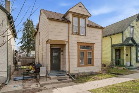 504 Bellows Street Saint Paul MN 55107