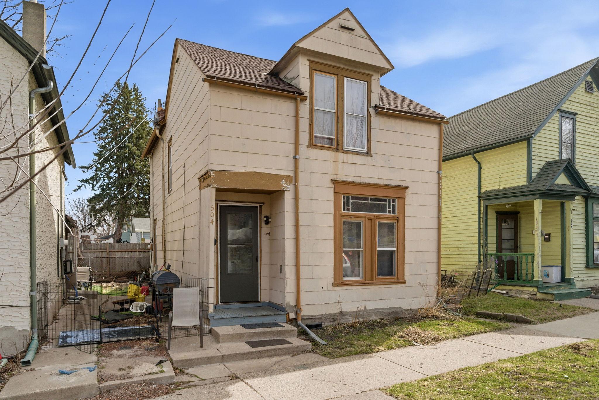 504 Bellows Street Saint Paul MN 55107