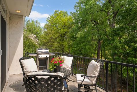 5809 Vernon Lane Edina MN 55436