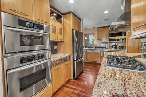 75 Prairiewood Drive S Fargo ND 58103