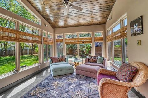 75 Prairiewood Drive S Fargo ND 58103