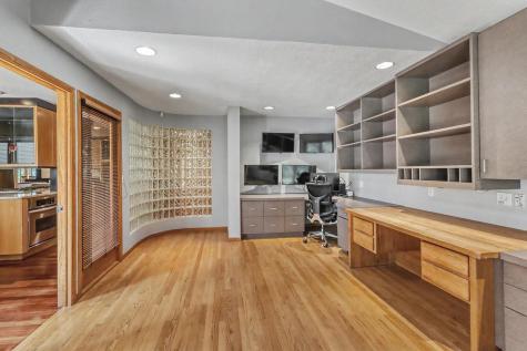 75 Prairiewood Drive S Fargo ND 58103