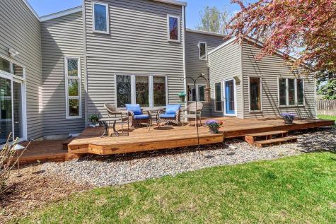 75 Prairiewood Drive S Fargo ND 58103
