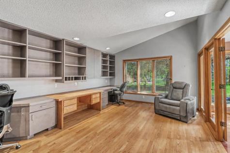 75 Prairiewood Drive S Fargo ND 58103