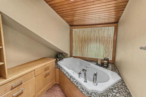 75 Prairiewood Drive S Fargo ND 58103