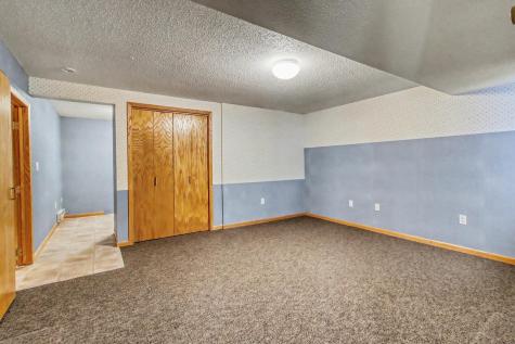75 Prairiewood Drive S Fargo ND 58103