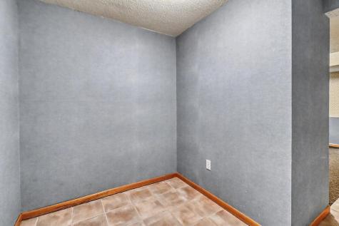 75 Prairiewood Drive S Fargo ND 58103