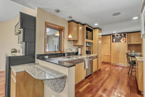 75 Prairiewood Drive S Fargo ND 58103