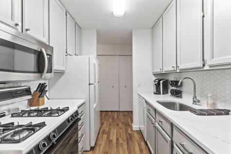 4207 Lakeside Avenue N Brooklyn Center MN 55429