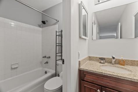 4207 Lakeside Avenue N Brooklyn Center MN 55429