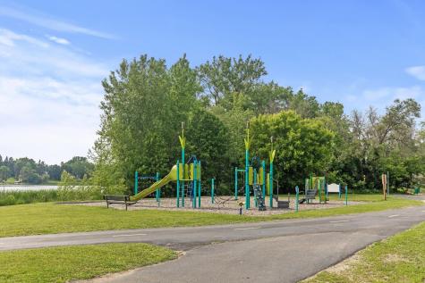 4207 Lakeside Avenue N Brooklyn Center MN 55429