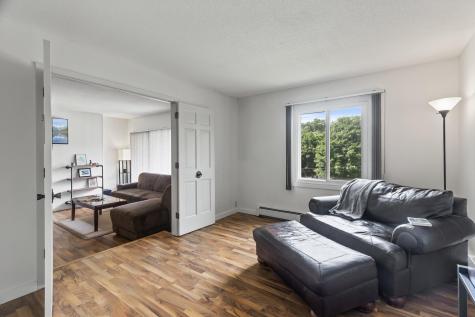 4207 Lakeside Avenue N Brooklyn Center MN 55429