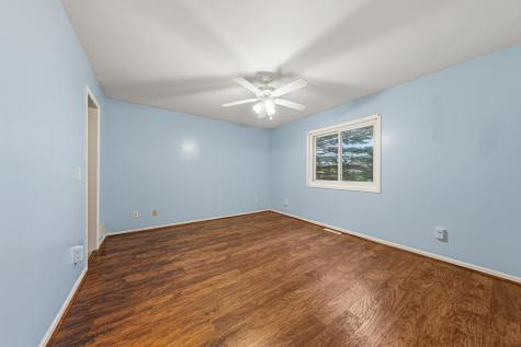 30 Winnebago Circle Saint Clair MN 56080
