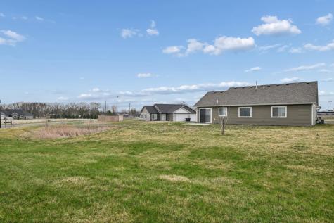 108 Spirit Path NW Arlington MN 55307