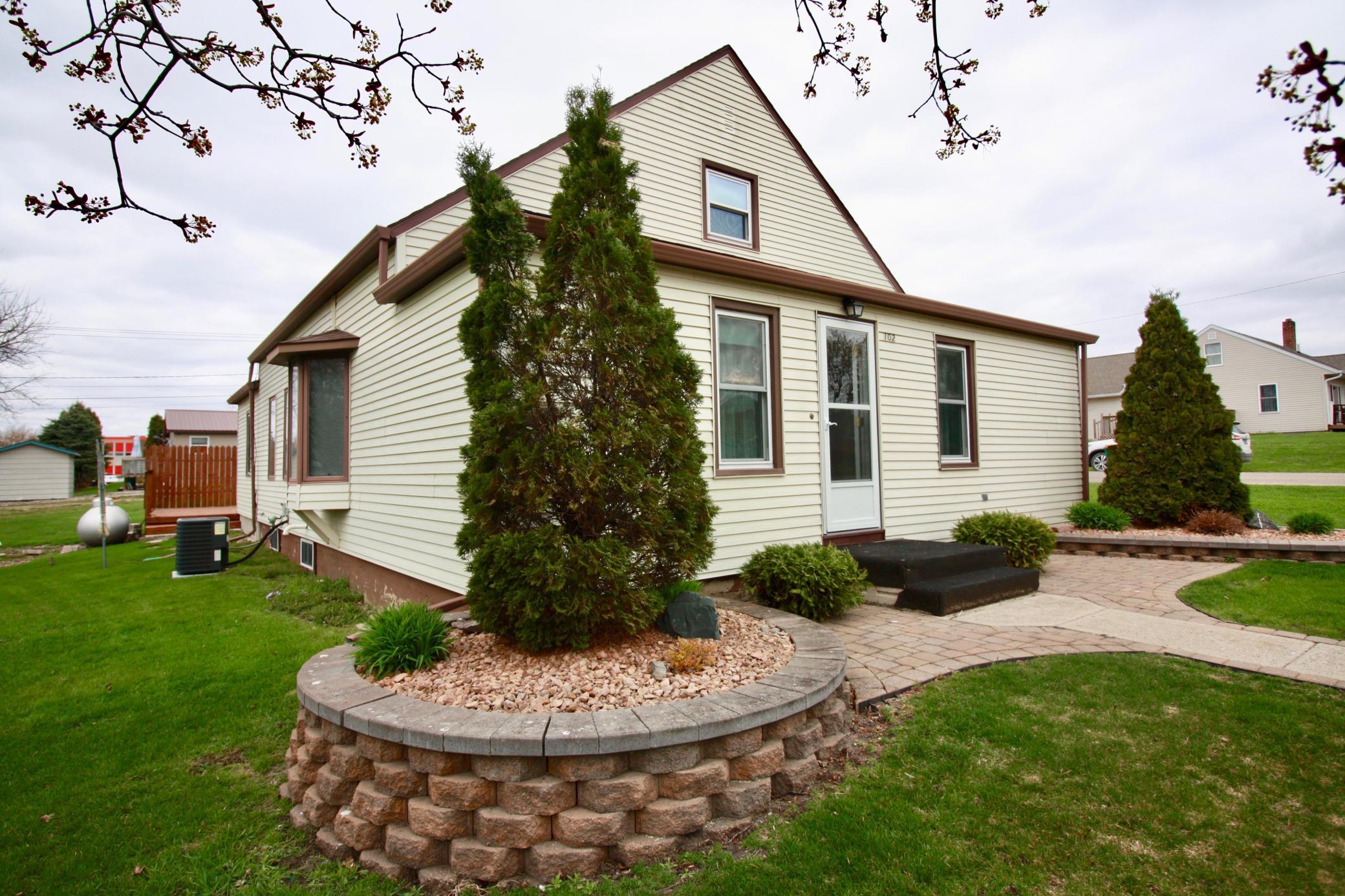 102 4th Avenue SE Lidgerwood ND 58053