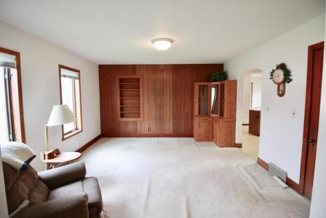 102 4th Avenue SE Lidgerwood ND 58053