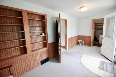 102 4th Avenue SE Lidgerwood ND 58053