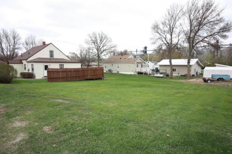 102 4th Avenue SE Lidgerwood ND 58053