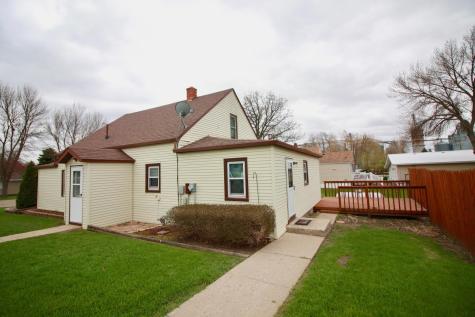 102 4th Avenue SE Lidgerwood ND 58053