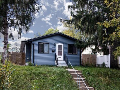 1698 Minnehaha Avenue E Saint Paul MN 55106
