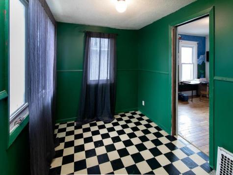 1698 Minnehaha Avenue E Saint Paul MN 55106