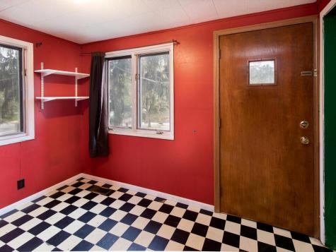 1698 Minnehaha Avenue E Saint Paul MN 55106