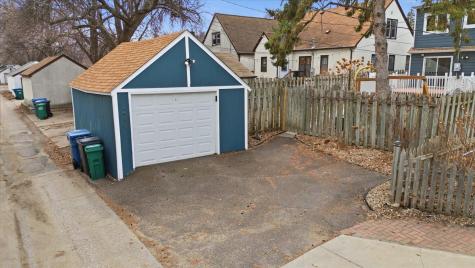 2719 Benjamin Street NE Minneapolis MN 55418